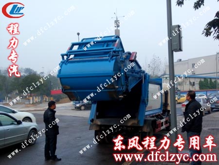 用戶對該輛東風(fēng)多利卡壓縮垃圾車壓縮系統(tǒng)的詳細(xì)檢查