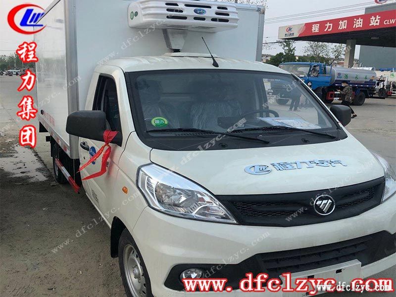 福田祥菱V1冷藏車采用尖頭設計